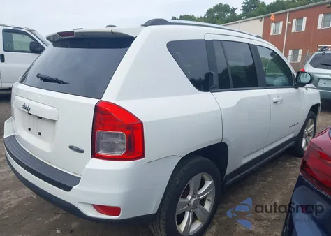 2012 Jeep Compass Latitude из США, поврежденный, VIN 1C4NJCEB8CD616637
